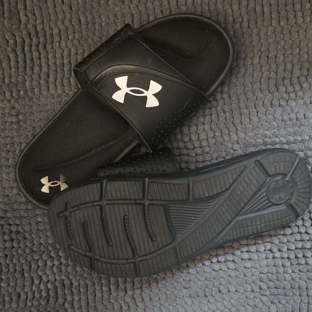 Under Armour Black Slide Sandals - Picture 2 of 2